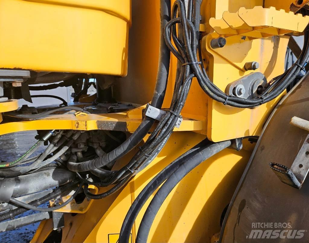 Volvo L 90 H Kolesni nakladalci