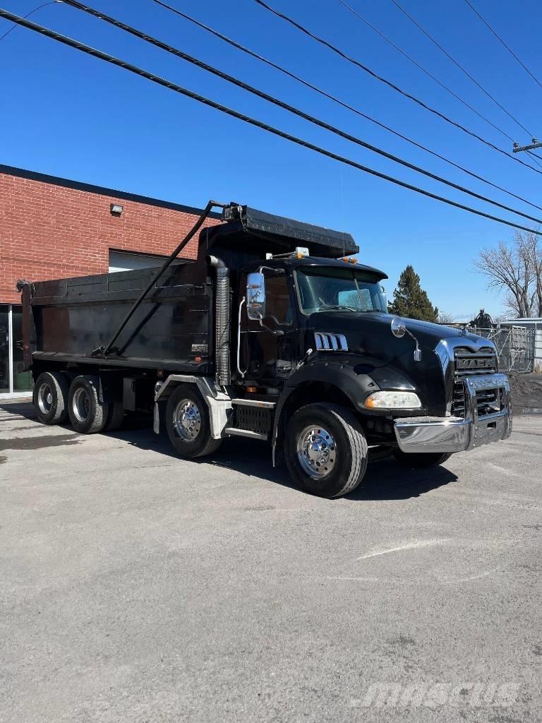 Mack GU813 Kiper tovornjaki