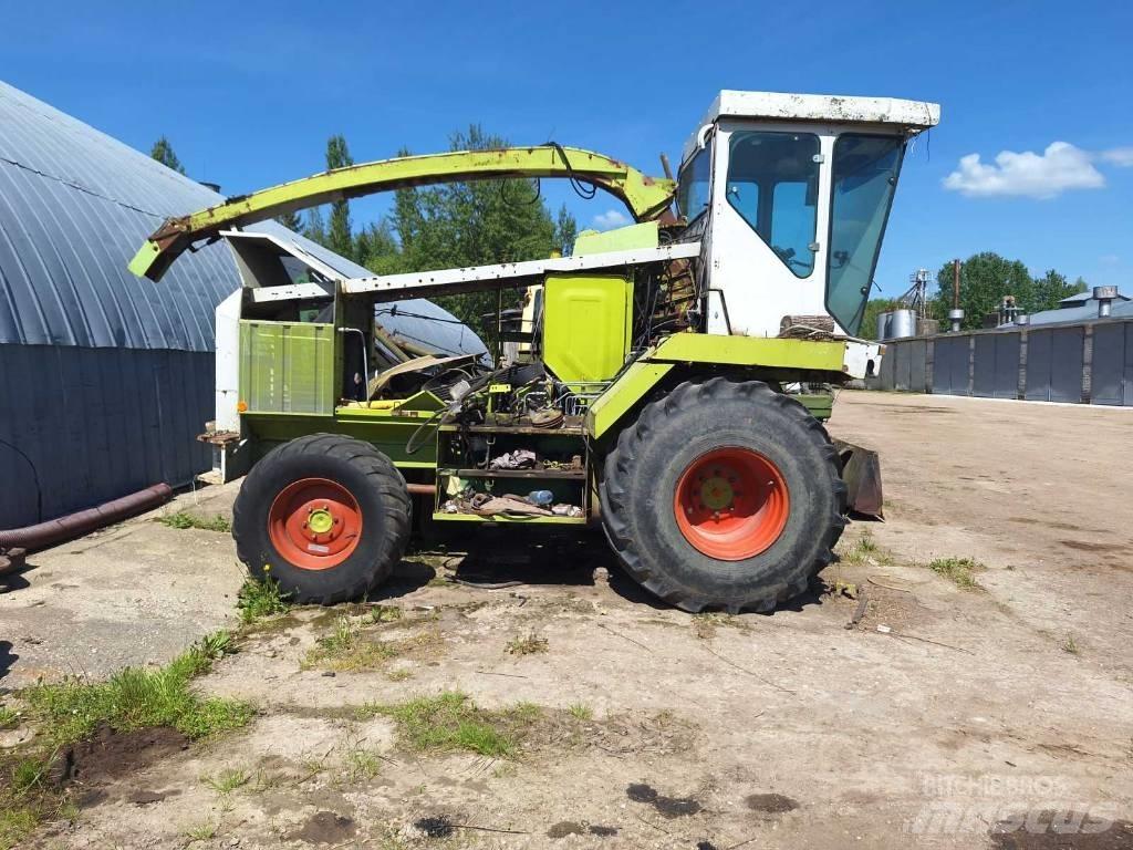 CLAAS Jaguar 690 Stroji za krmo na lastni pogon