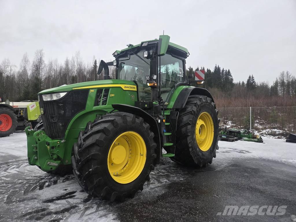 John Deere 7R 330 Traktorji