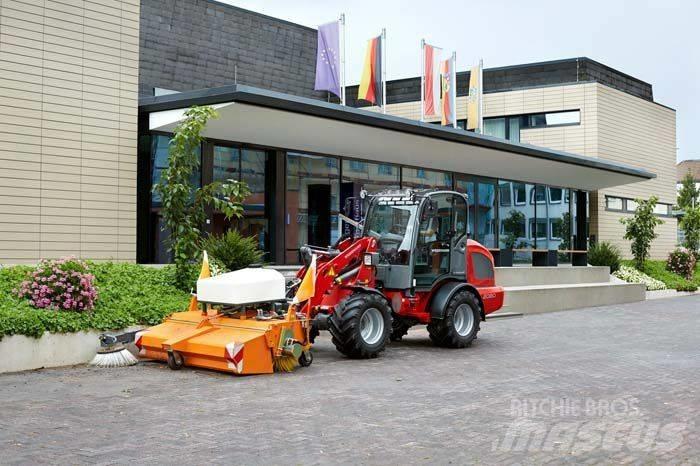 Weidemann 2080 Kolesni nakladalci