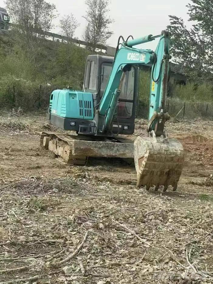 Kobelco SK60 Bagri goseničarji