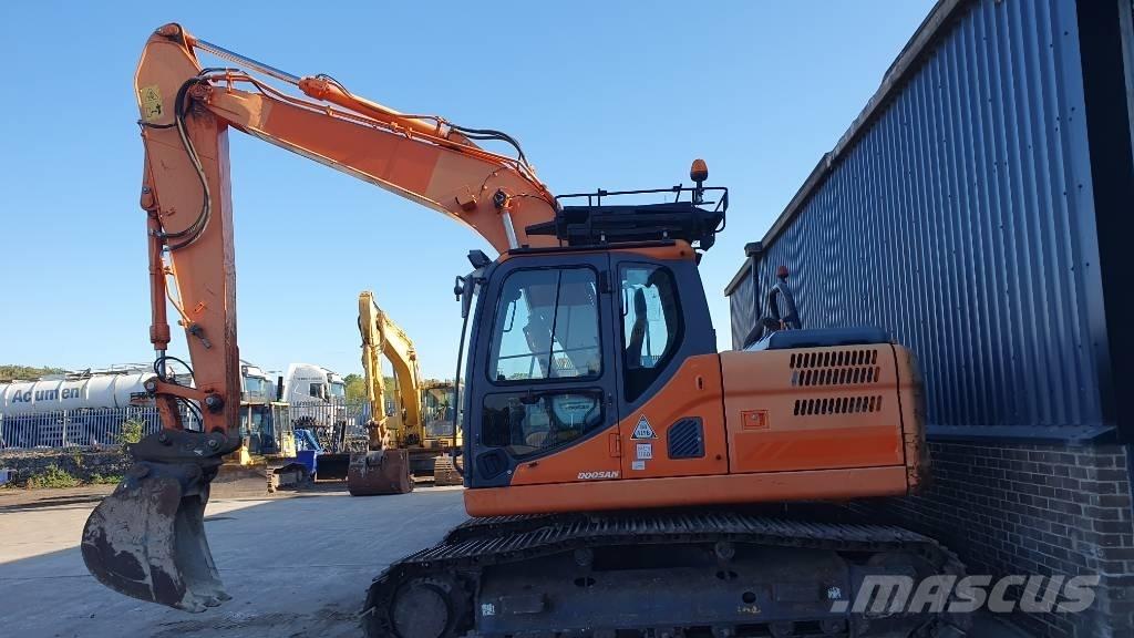 Doosan DX160LC-3 Bagri goseničarji