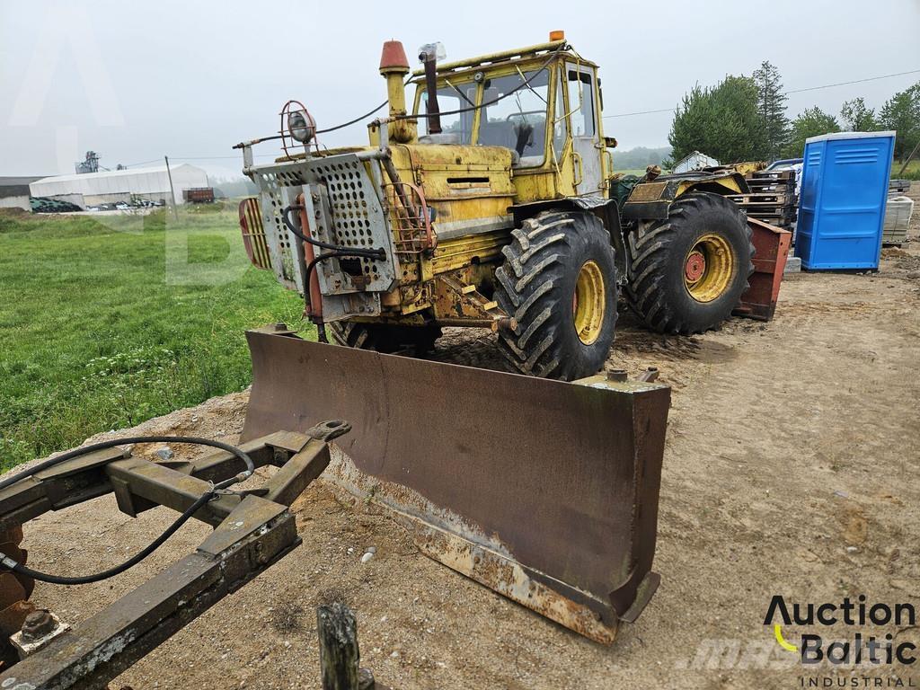  Onbekend T-157K Traktorji