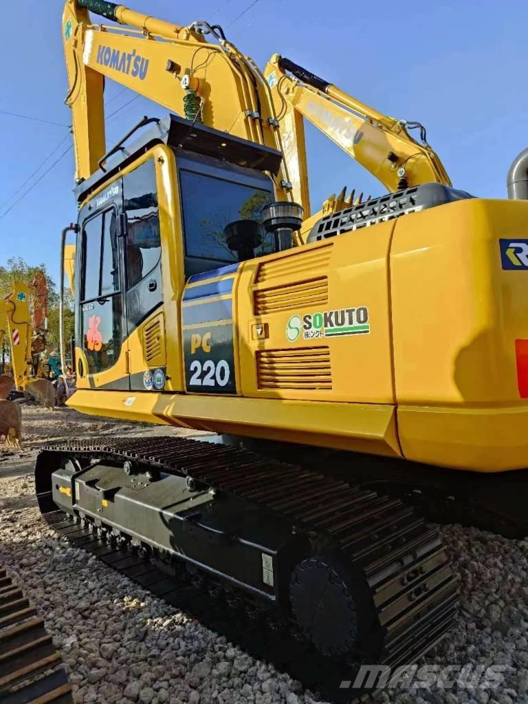 Komatsu PC 220-8 Bagri goseničarji