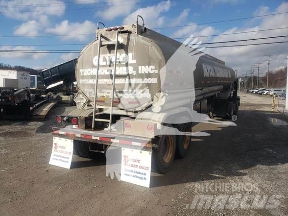 Fruehauf WATER TANK Polprikolice cisterne