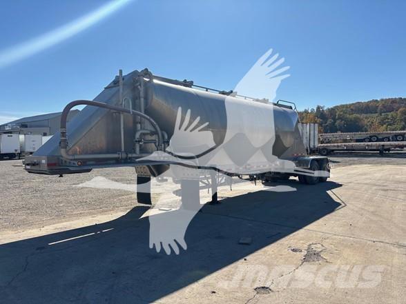 MAC TRAILER MFG Polprikolice cisterne