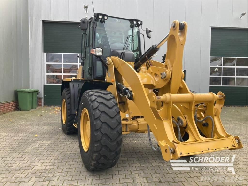 CAT 914 M Kolesni nakladalci