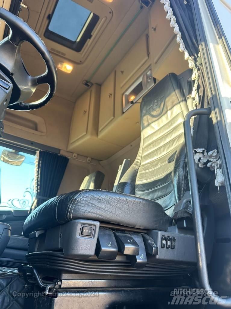 Scania R 560 LA Vlačilci