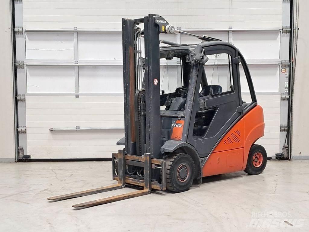 Linde H25D-01 Dizelski viličarji