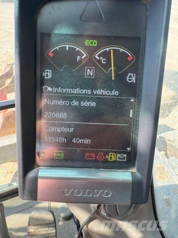 Volvo EW 140 D Bagri na kolesih