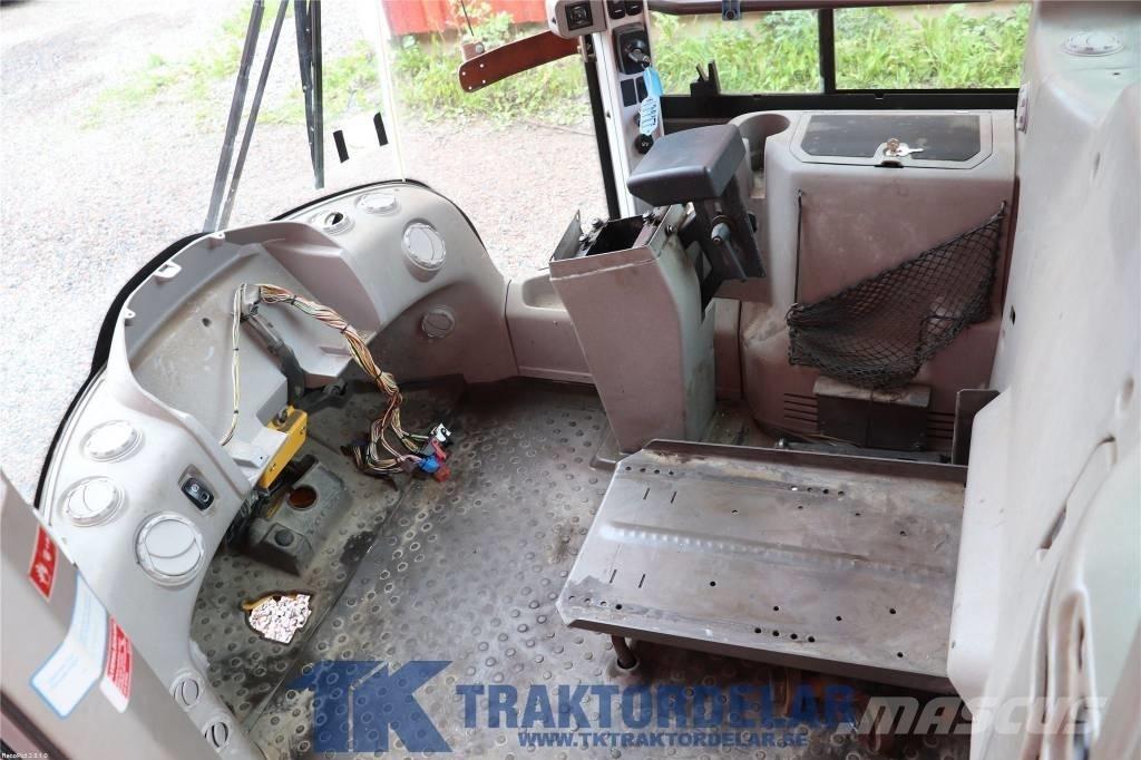 Volvo L 180 F Kabine in notranjost