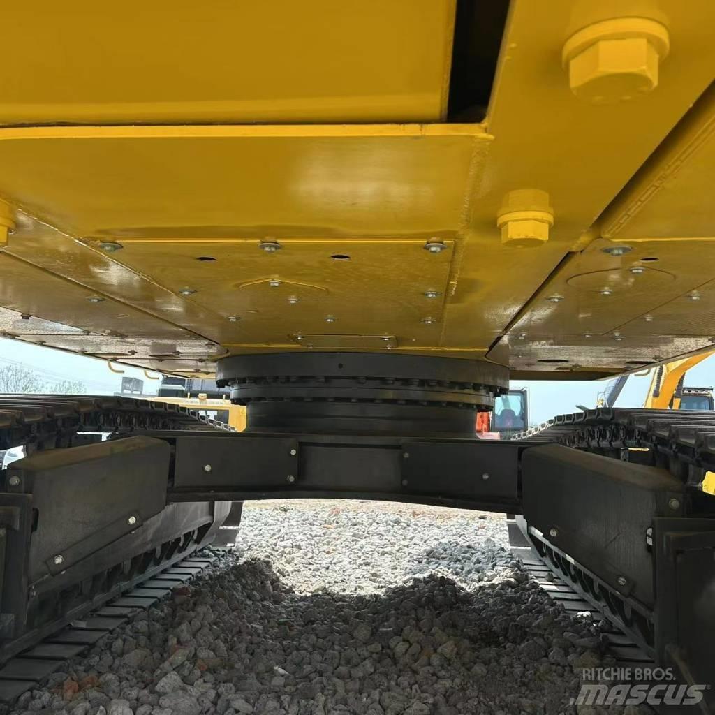 Komatsu 450-8 Bagri goseničarji