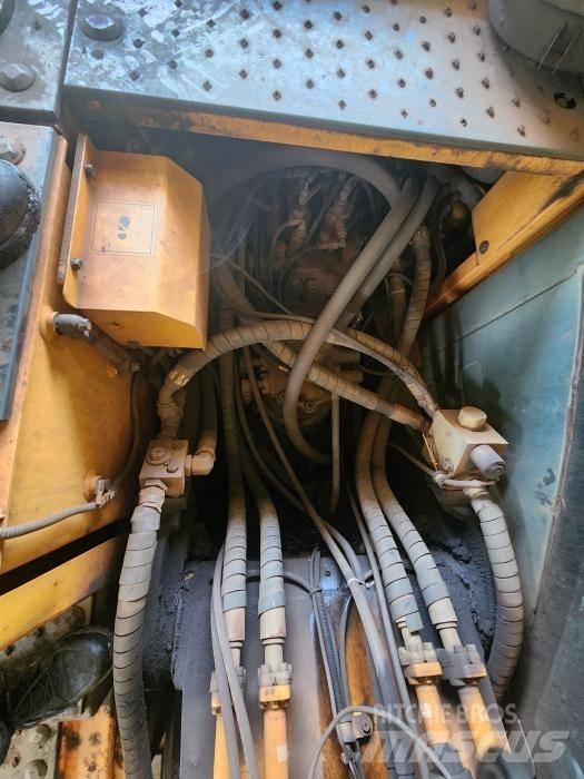 Hyundai HW210 Bagri na kolesih