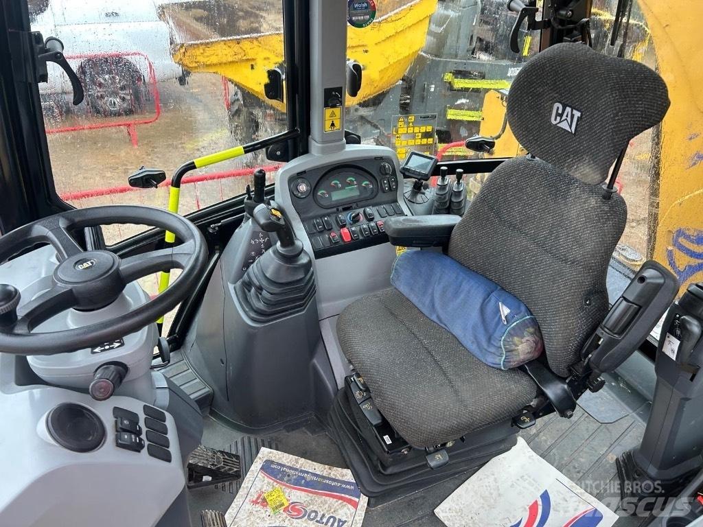 CAT 432 F2 Rovokopači