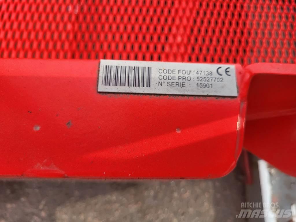 Manitou 200 ATJ kori Vertikalna dvigala