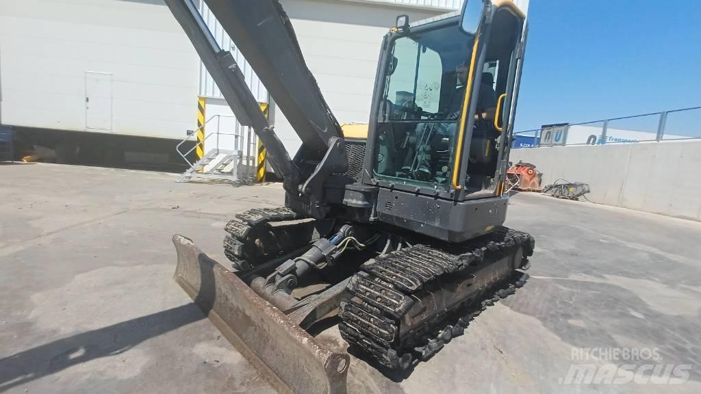 Volvo ECR 88 D Midi bagri 7t – 12t