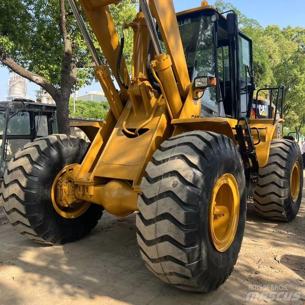 CAT 966 H Kolesni nakladalci