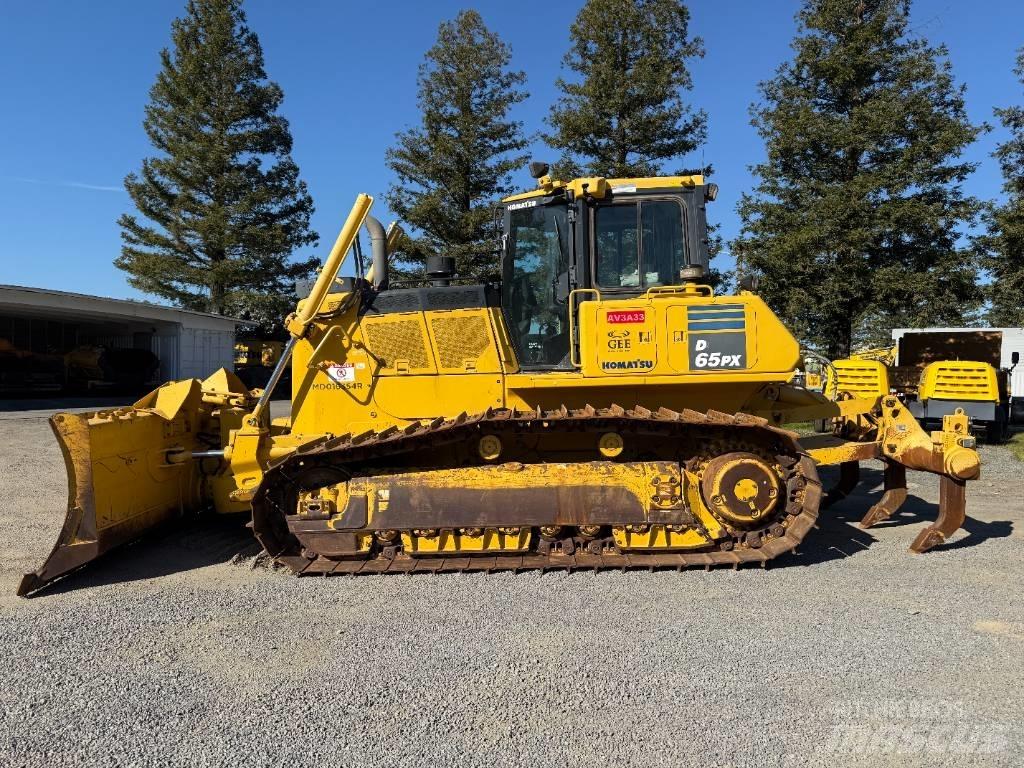 Komatsu D65PX-18 Buldožerji goseničarji