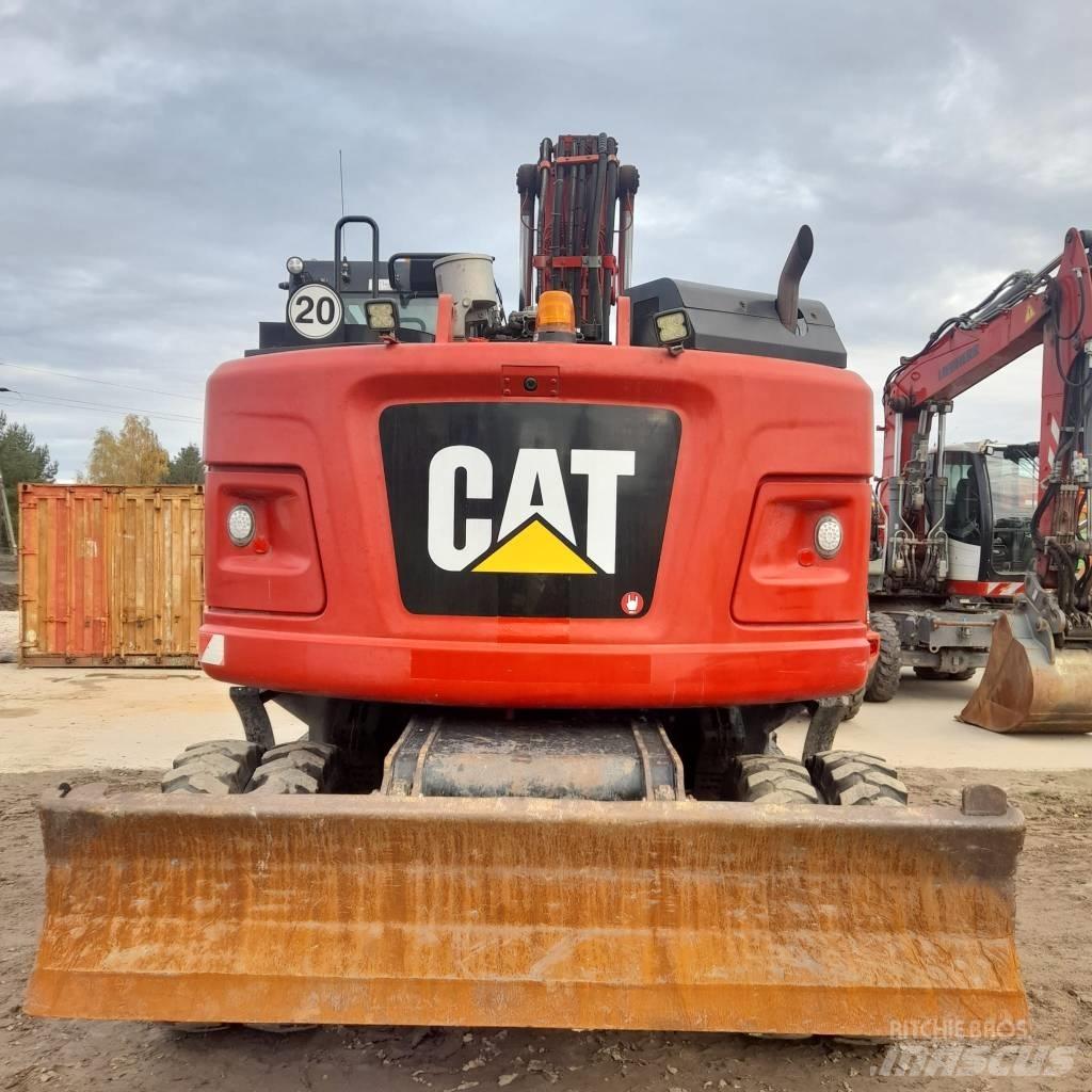 CAT M317 Bagri na kolesih