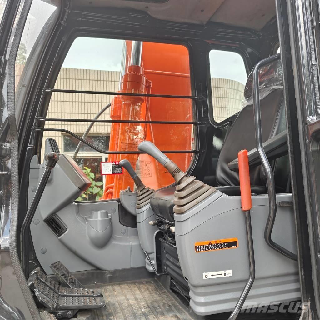 Hitachi ZX 120 Bagri goseničarji