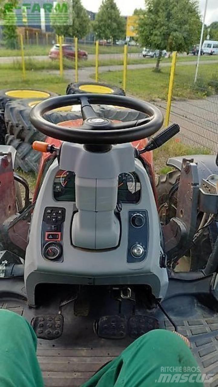 Valtra n174 Traktorji