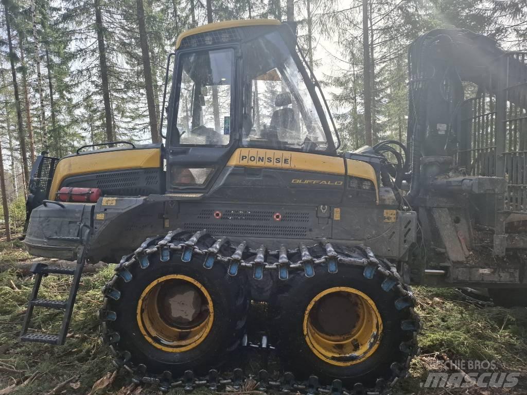 Ponsse BUFFALO 8W Forwarderji