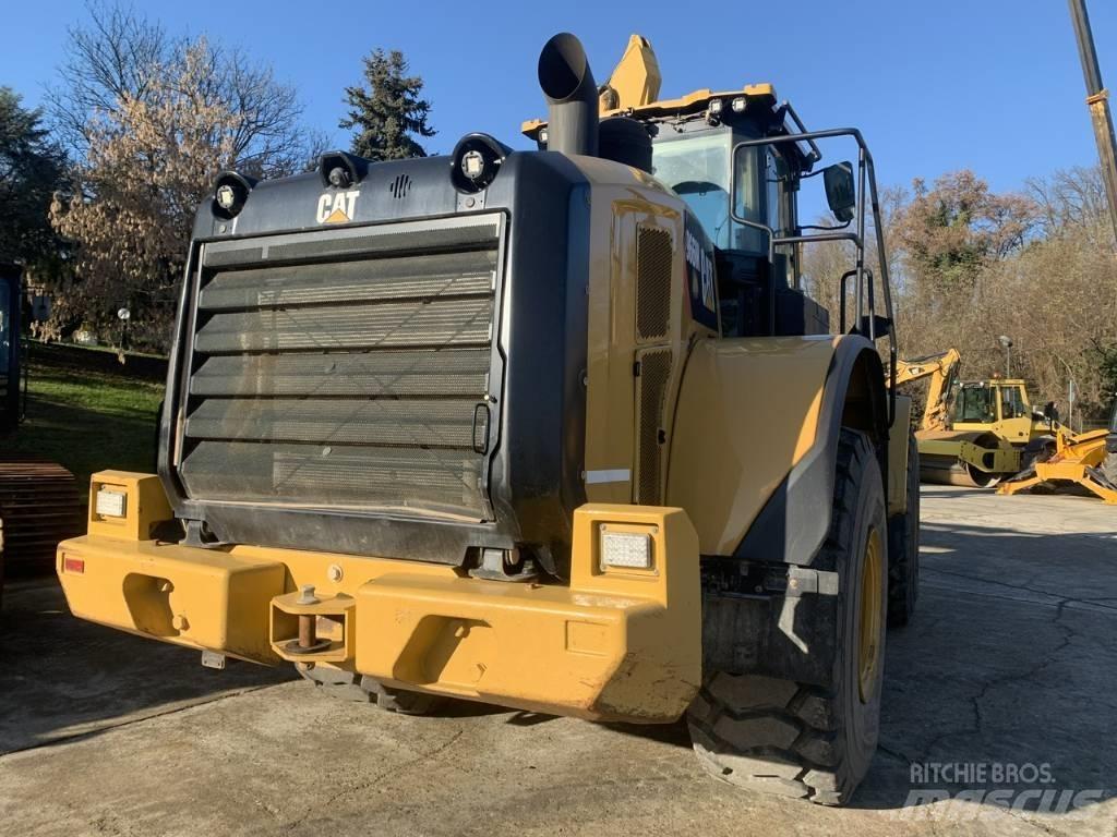 CAT 966 M Kolesni nakladalci