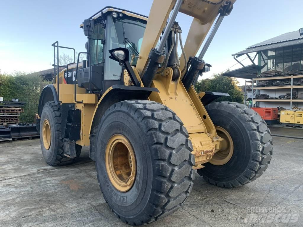 CAT 966 M Kolesni nakladalci