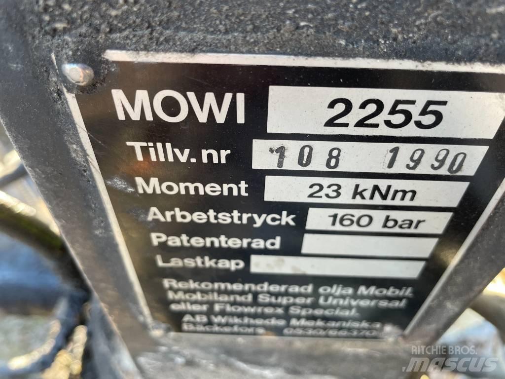 Movi  2255 Drugi priključki za nakladanje in kopanje