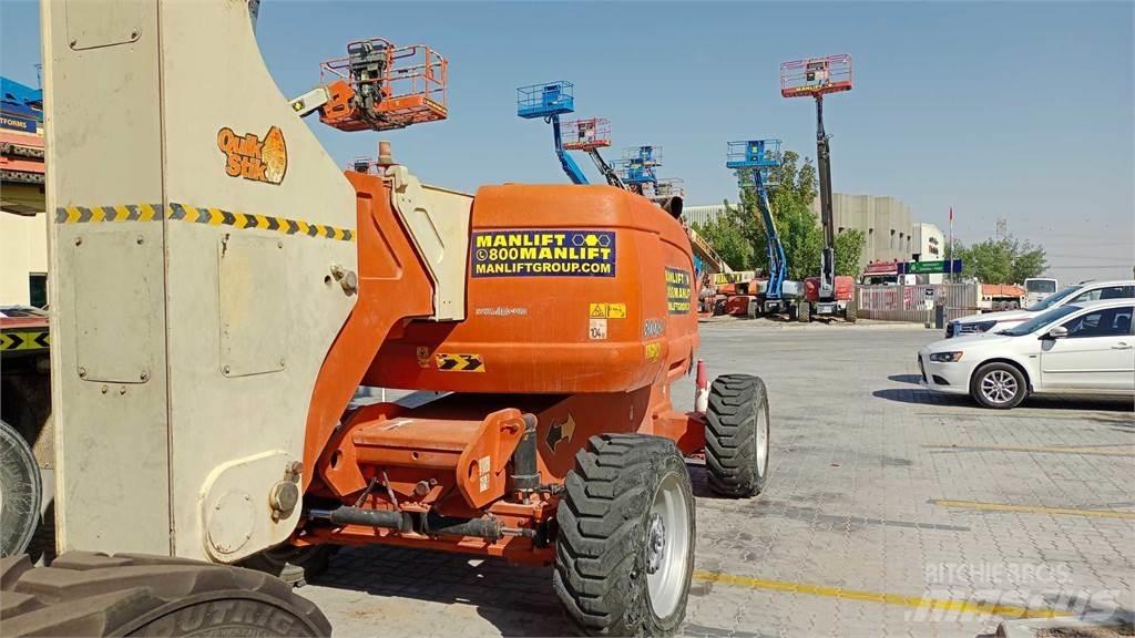 JLG 800AJ Zglobne dvižne ploščadi