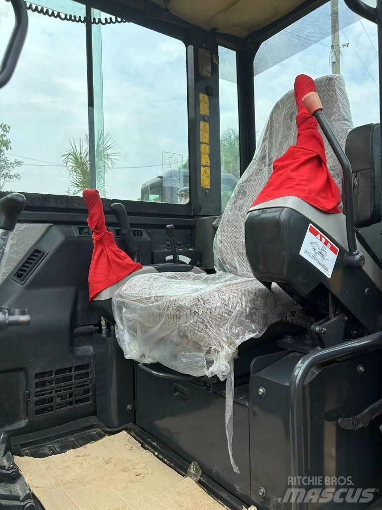 Komatsu PC 56 Mini bagri <7t