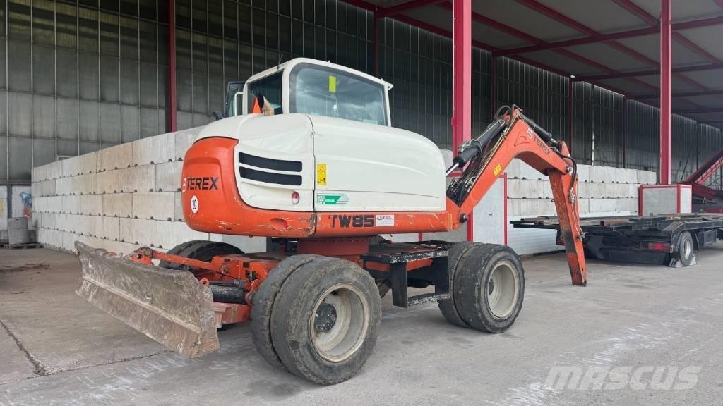 Yanmar TW 85 Bagri na kolesih