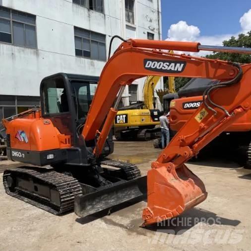Doosan DH60-7 Mini bagri <7t