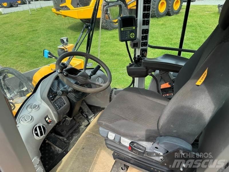 Volvo L 180 H Kolesni nakladalci