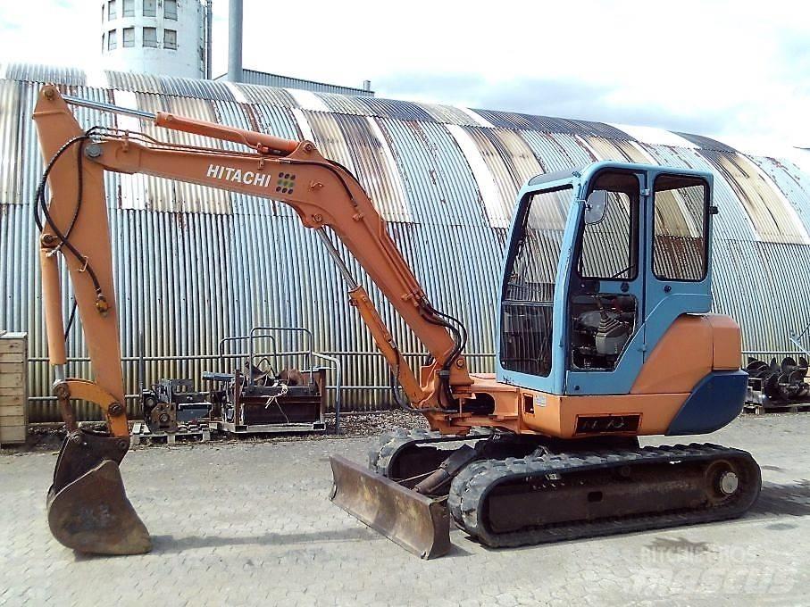Hitachi EX 40 Mini bagri <7t