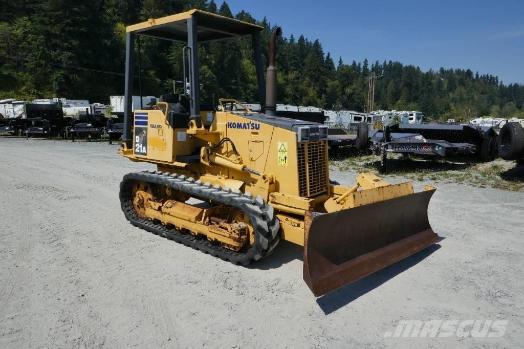 Komatsu D 21 A-8 Buldožerji goseničarji