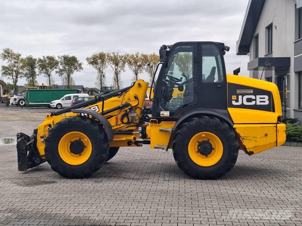 JCB TM 320 AGRI Kmetijski teleskopski nakladalci
