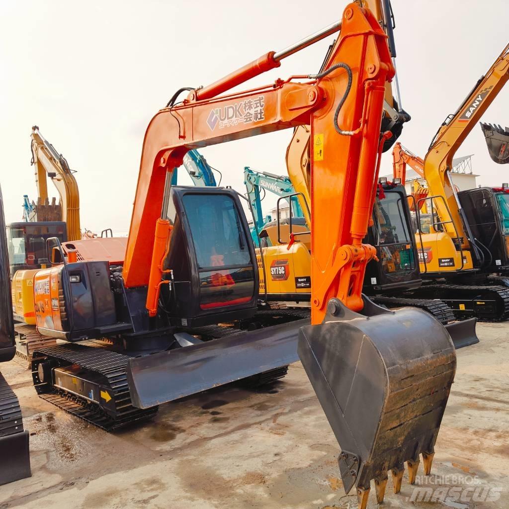 Hitachi ZX70 Midi bagri 7t – 12t