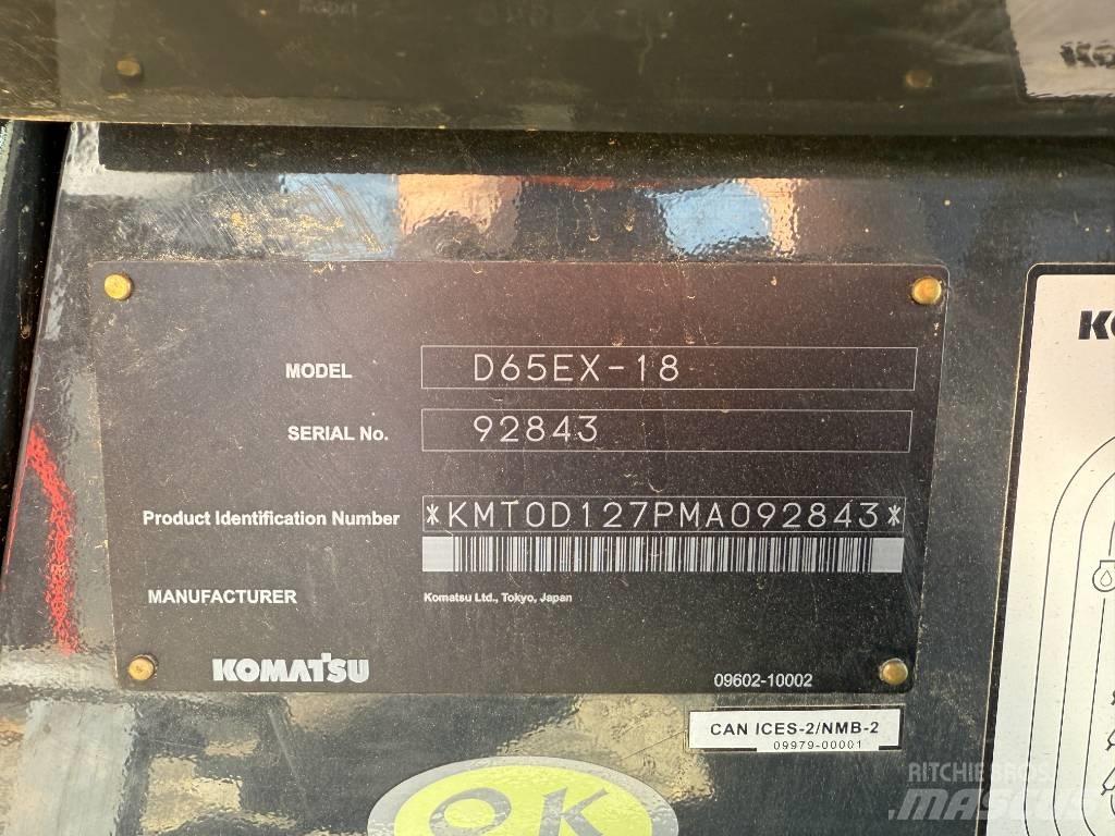 Komatsu D65EX-18 Buldožerji goseničarji