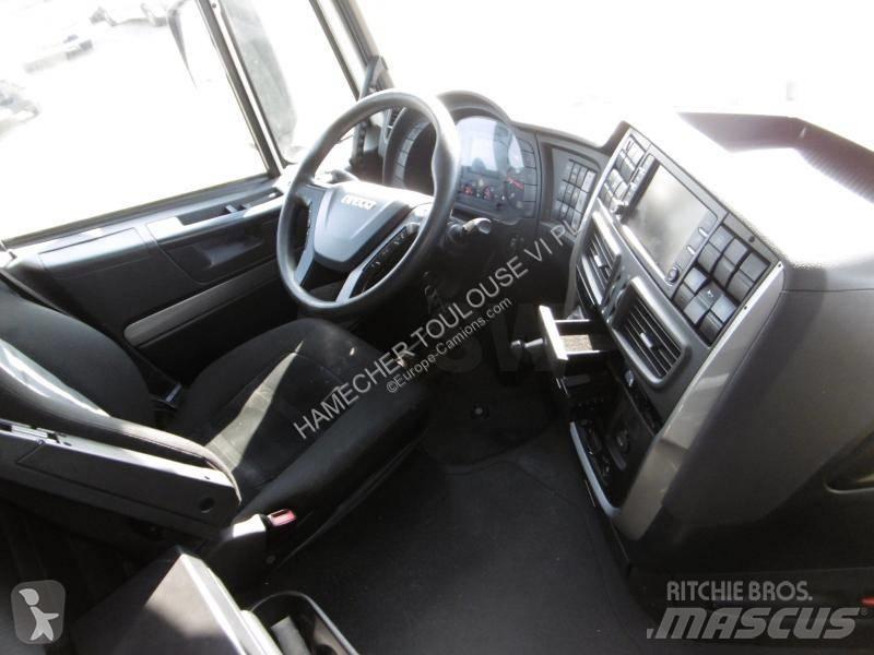 Iveco NP460 Vlačilci