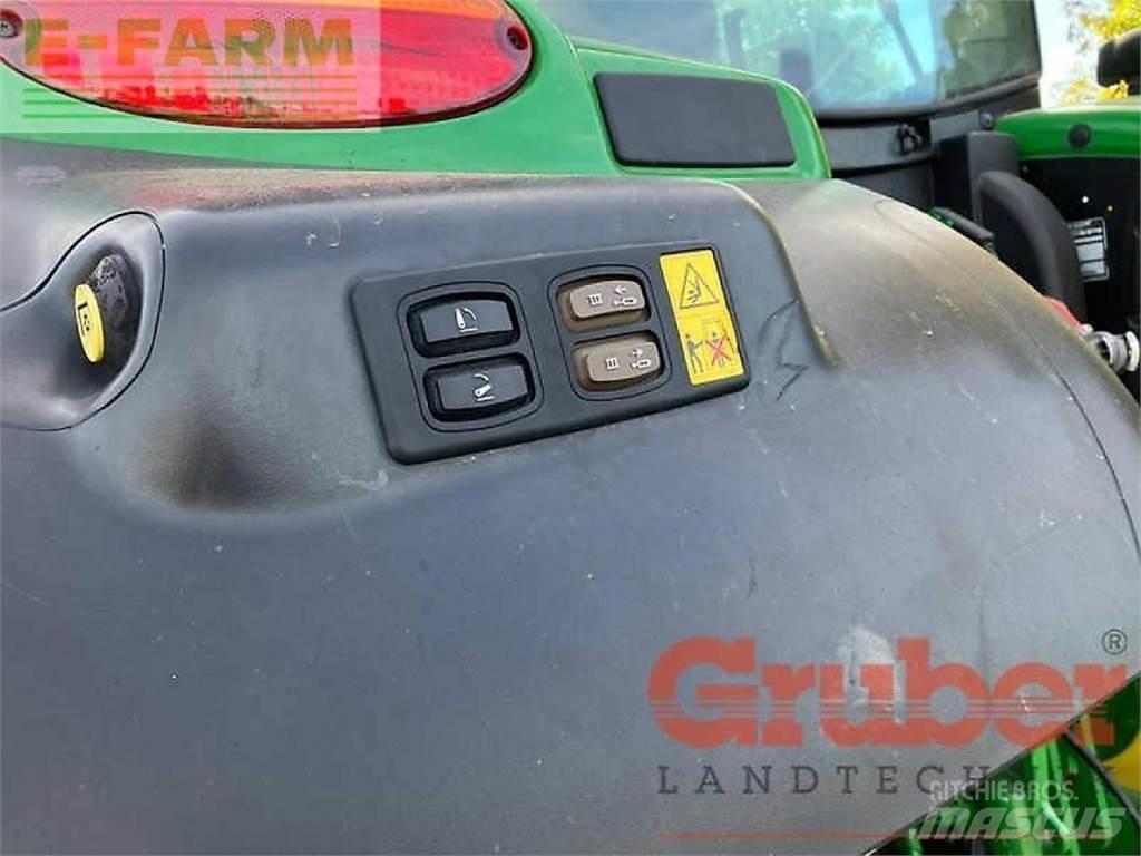 John Deere 6130 r Traktorji