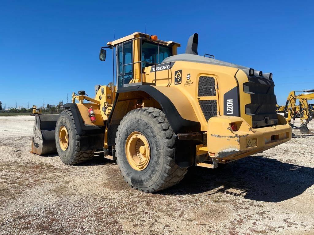 Volvo L 220 H Kolesni nakladalci