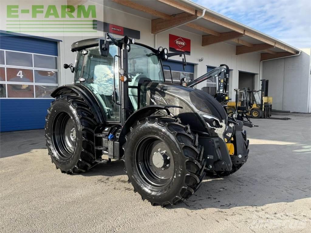 Valtra a 115 Traktorji