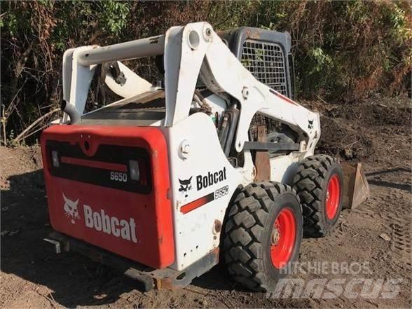 Bobcat S650 Skid steer mini nakladalci