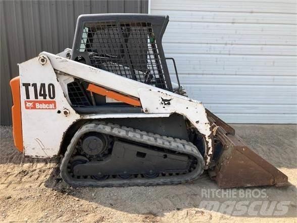 Bobcat T140 Skid steer mini nakladalci