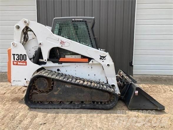 Bobcat T300 Skid steer mini nakladalci
