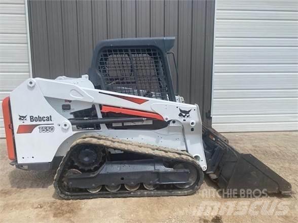 Bobcat T550 Skid steer mini nakladalci