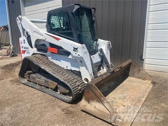 Bobcat T870 Skid steer mini nakladalci