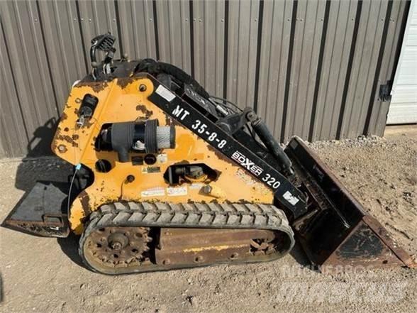 Boxer 320 Skid steer mini nakladalci